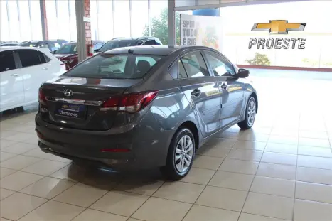 HYUNDAI HB 20 Sedan 1.0 12V 4P FLEX COMFORT PLUS, Foto 8