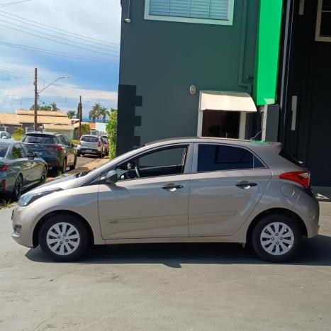HYUNDAI HB 20 Sedan 1.0 12V 4P FLEX COMFORT PLUS, Foto 5