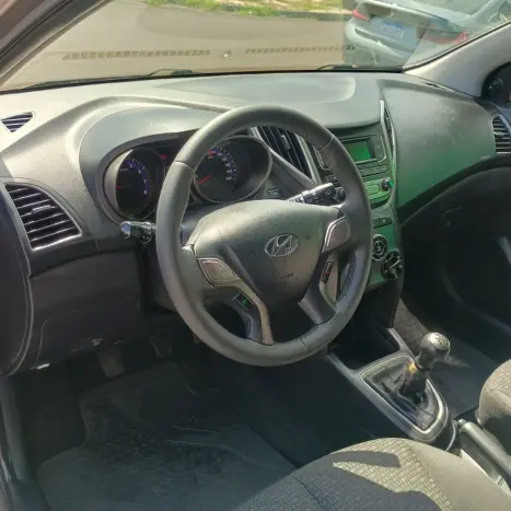 HYUNDAI HB 20 Sedan 1.0 12V 4P FLEX COMFORT PLUS, Foto 11