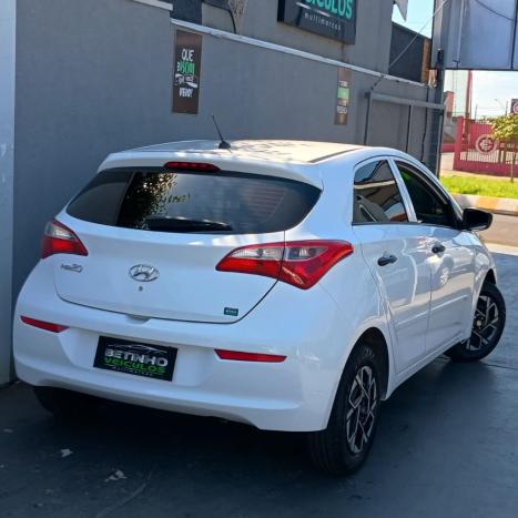 HYUNDAI HB 20 Sedan 1.0 12V 4P FLEX COMFORT PLUS, Foto 3