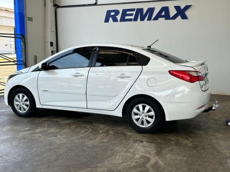 HYUNDAI HB 20 Sedan 1.6 16V 4P FLEX COMFORT AUTOM�TICO, Foto 6