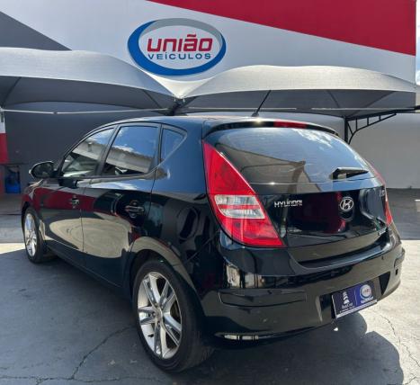 HYUNDAI I30 2.0 16V 4P, Foto 4