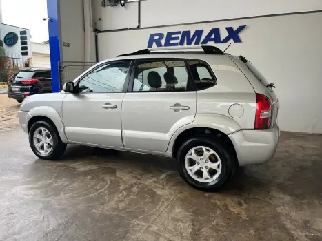 HYUNDAI Tucson 2.0 16V 4P GLB, Foto 6