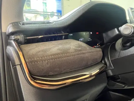 JEEP Commander 2.0 16V 4P TD380 LIMITED TURBO DIESEL AUTOM�TICO AT9, Foto 12