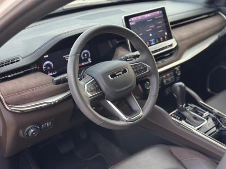 JEEP Commander 2.0 16V 4P HURRICANE 4 OVERLAND TURBO 4X4 AUTOM�TICO AT9, Foto 9