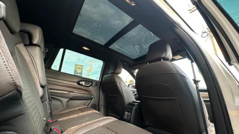 JEEP Commander 2.0 16V 4P HURRICANE 4 OVERLAND TURBO 4X4 AUTOM�TICO AT9, Foto 13