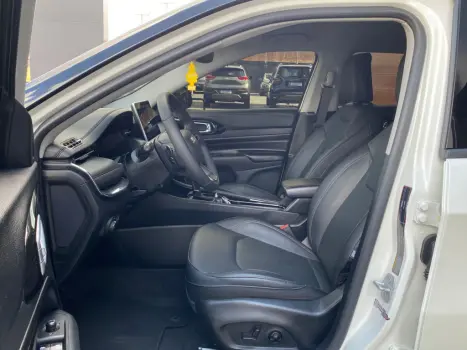 JEEP Compass 2.0 16V 4P 350 LIMITED 4X4 TURBO DIESEL AUTOMÁTICO, Foto 10 JEEP Compass 2.0 16V 4P 350 LIMITED 4X4 TURBO DIESEL AUTOMÁTICO, Foto 10