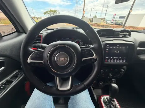 JEEP Renegade 2.0 16V 4P TURBO DIESEL TRAILHAWK 4X4 AUTOM�TICO, Foto 16