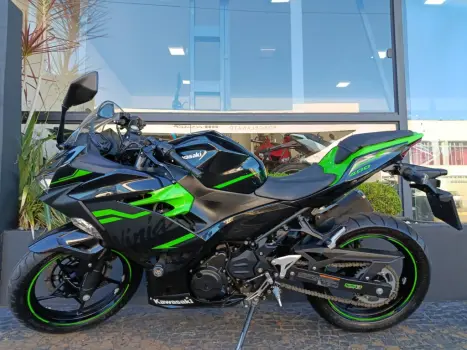 KAWASAKI Ninja 400 , Foto 2 KAWASAKI Ninja 400 , Foto 2