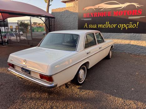 MERCEDES-BENZ 230.6 2.3 4P, Foto 3