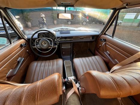 MERCEDES-BENZ 230.6 2.3 4P, Foto 5