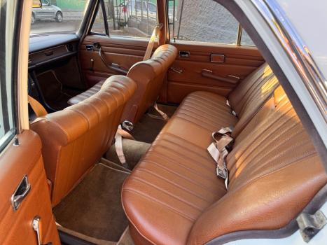 MERCEDES-BENZ 230.6 2.3 4P, Foto 6