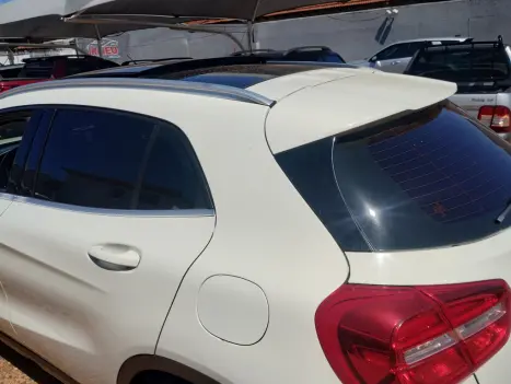 MERCEDES-BENZ GLA 200 1.6 16V 4P FLEX CGI ENDURO TURBO AUTOMTICO, Foto 6