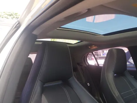 MERCEDES-BENZ GLA 200 1.6 16V 4P FLEX CGI ENDURO TURBO AUTOMTICO, Foto 12