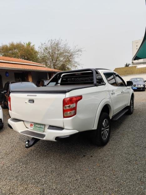 MITSUBISHI L 200 Triton 2.4 16V SPORT HPE-S 4X4 CABINE DUPLA TURBO DIESEL AUTOMTICO, Foto 7