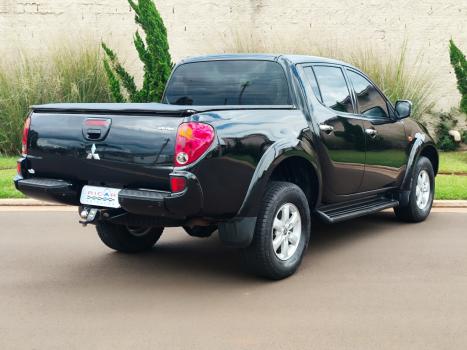 MITSUBISHI L 200 Triton 3.5 V6 HPE 4X4 FLEX CABINE DUPLA AUTOM�TICO, Foto 4