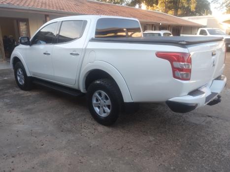 MITSUBISHI L 200 Triton 2.4 16V SPORT HPE 4X4 CABINE DUPLA TURBO DIESEL AUTOM�TICO, Foto 2