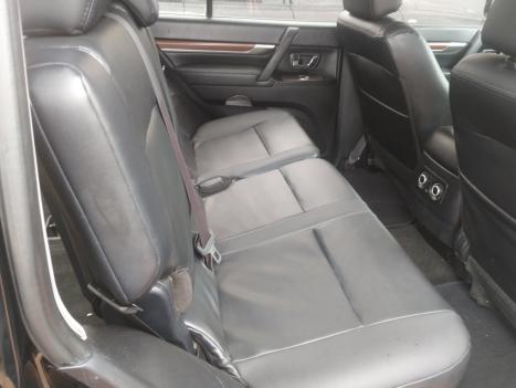 MITSUBISHI Pajero Full 3.2 16V 4P HPE 4X4 TURBO DIESEL AUTOM�TICO, Foto 15