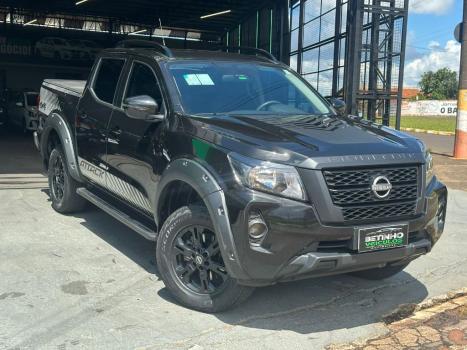 NISSAN Frontier 2.3 16V LE 4X4 CABINE DUPLA BI-TURBO DIESEL AUTOM�TICO, Foto 2