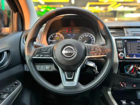 NISSAN Frontier 2.3 16V LE 4X4 CABINE DUPLA BI-TURBO DIESEL AUTOM�TICO, Foto 13