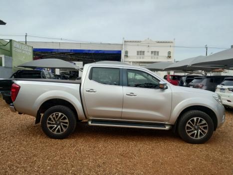 NISSAN Frontier 2.3 16V XE 4X4 CABINE DUPLA BI-TURBO DIESEL AUTOM�TICO, Foto 4
