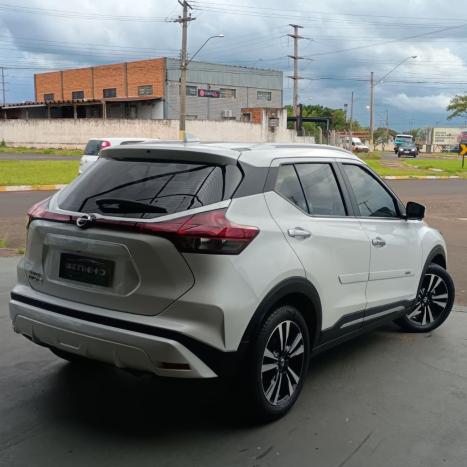 NISSAN Kicks 1.6 16V 4P FLEXSTART EXCLUSIVE XTRONIC AUTOM�TICO CVT, Foto 4