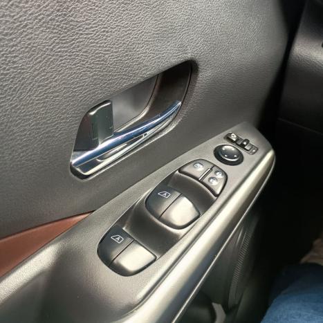 NISSAN Kicks 1.6 16V 4P FLEXSTART EXCLUSIVE XTRONIC AUTOM�TICO CVT, Foto 11