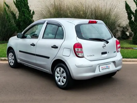 NISSAN March 1.0 16V 4P FLEX, Foto 6