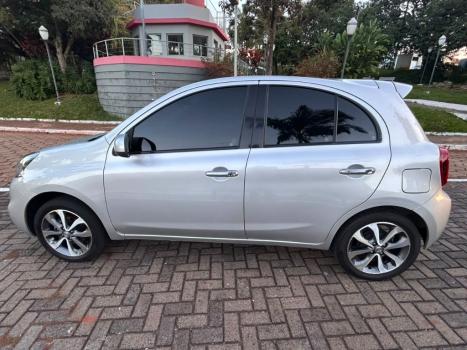 NISSAN March 1.6 16V 4P SL FLEX, Foto 5