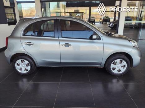NISSAN March 1.6 16V 4P S FLEX, Foto 3