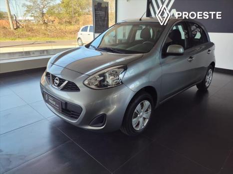 NISSAN March 1.6 16V 4P S FLEX, Foto 8