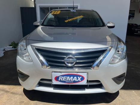 NISSAN Versa Sedan 1.0 4P FLEX, Foto 2