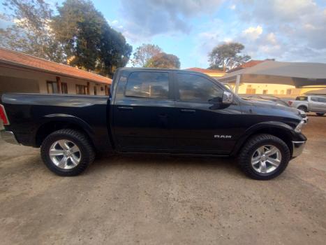 RAM 1500 5.7 V8 CLASSIC LARAMIE CABINE DUPLA 4X4 AUTOM�TICO, Foto 1