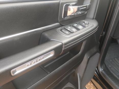 RAM 1500 5.7 V8 CLASSIC LARAMIE CABINE DUPLA 4X4 AUTOM�TICO, Foto 4