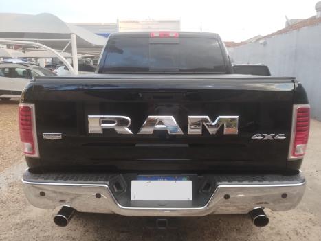 RAM 1500 5.7 V8 CLASSIC LARAMIE CABINE DUPLA 4X4 AUTOM�TICO, Foto 7