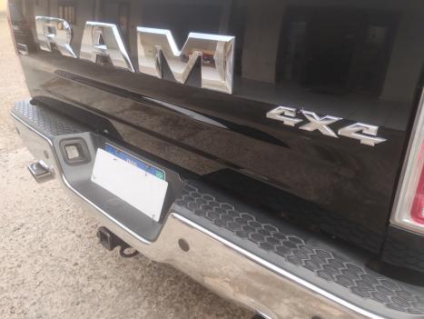 RAM 1500 5.7 V8 CLASSIC LARAMIE CABINE DUPLA 4X4 AUTOM�TICO, Foto 13