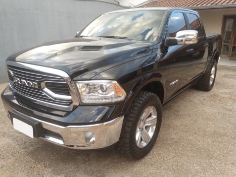 RAM 1500 5.7 V8 CLASSIC LARAMIE CABINE DUPLA 4X4 AUTOM�TICO, Foto 15