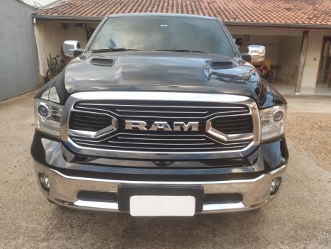 RAM 1500 5.7 V8 CLASSIC LARAMIE CABINE DUPLA 4X4 AUTOM�TICO, Foto 18