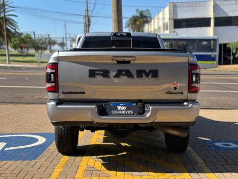 RAM 2500 6.7 I6 24V SLT CABINE DUPLA TURBO DIESEL NIGHT EDITION 4X4 AUTOM�TICO, Foto 5