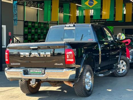 RAM 2500 6.7 I6 24V SLT CABINE DUPLA TURBO DIESEL LARAMIE 4X4 AUTOM�TICO, Foto 4