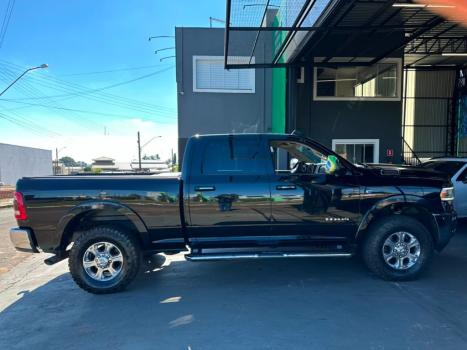 RAM 2500 6.7 I6 24V SLT CABINE DUPLA TURBO DIESEL LARAMIE 4X4 AUTOM�TICO, Foto 6