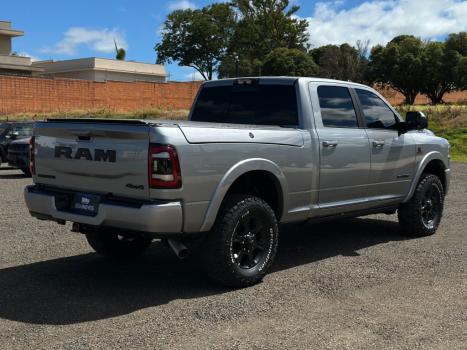 RAM 3500 6.7 I6 LARAMIE NIGHT EDITION CABINE DUPLA 4X4 TURBO DIESEL AUTOM�TICO, Foto 4