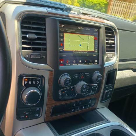 RAM Classic 5.7 V8 32V 4P HEMI LARAMIE AUTOM�TICO, Foto 14