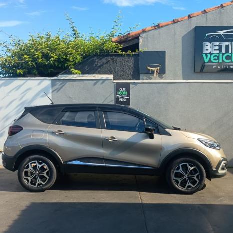 RENAULT Captur 1.3 16V 4P FLEX TCE ICONIC TURBO X-TRONIC AUTOM�TICO CVT, Foto 6