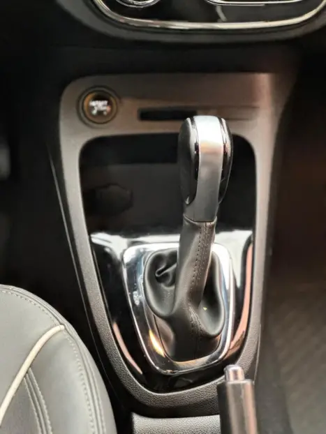 RENAULT Captur 2.0 16V 4P FLEX INTENSE AUTOM�TICO, Foto 10