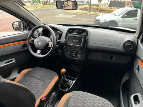 RENAULT Kwid 1.0 12V 4P SCE FLEX OUTSIDER, Foto 12