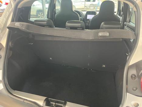 RENAULT Kwid 1.0 12V 4P SCE FLEX INTENSE, Foto 7