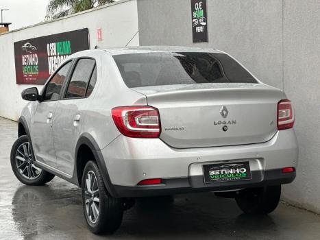 RENAULT Logan 1.6 16V 4P FLEX SCE INTENSE X-TRONIC AUTOM�TICO CVT, Foto 3