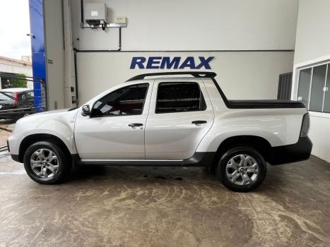 RENAULT Oroch 1.3 16V 4P INTENSE TURBO TCe AUTOM�TICO CVT, Foto 6