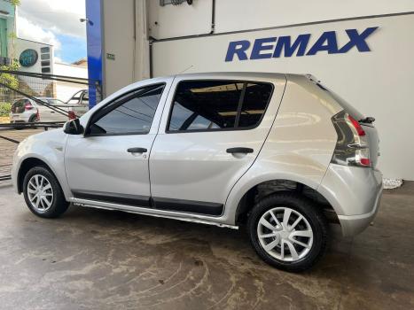 RENAULT Sandero 1.0 16V 4P FLEX EXPRESSION, Foto 5